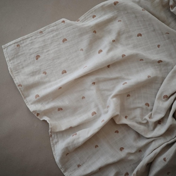 Mushie Muslin Swaddle Blanket - Picture 2 of 3